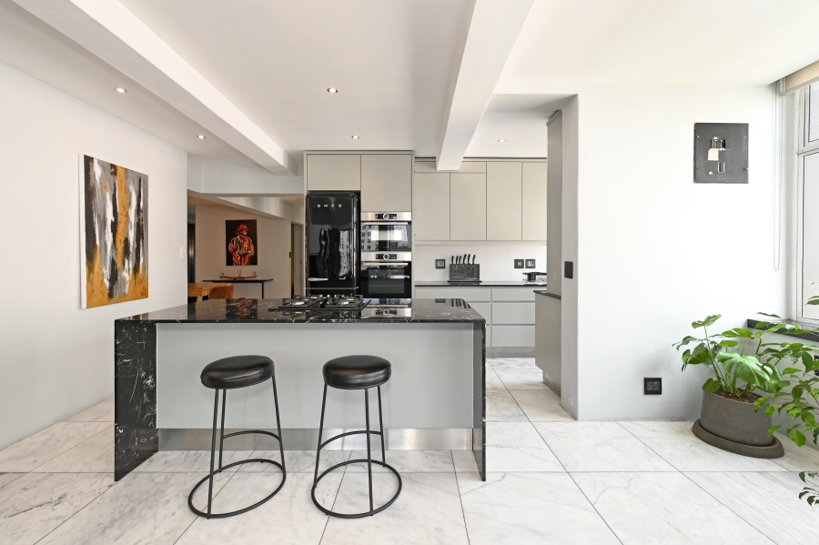 2 Bedroom Property for Sale in Cape Town City Centre Western Cape